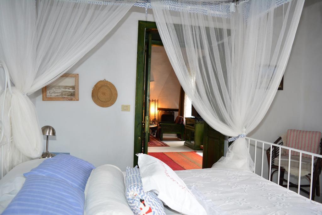 La Casa Caldera Guest House Femes Bagian luar foto