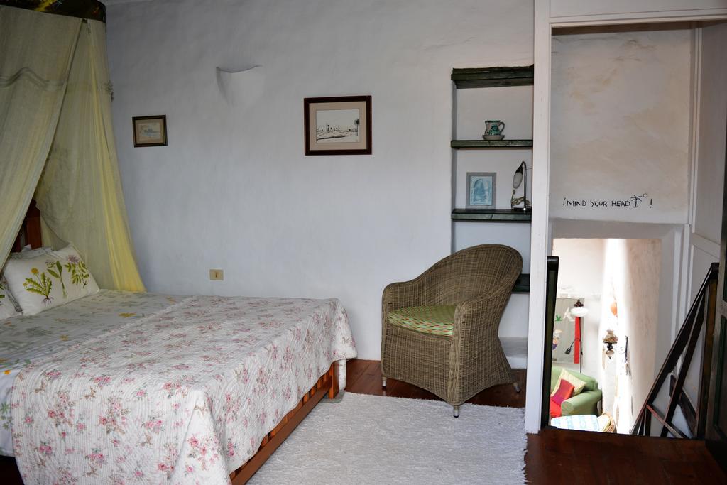 La Casa Caldera Guest House Femes Bagian luar foto