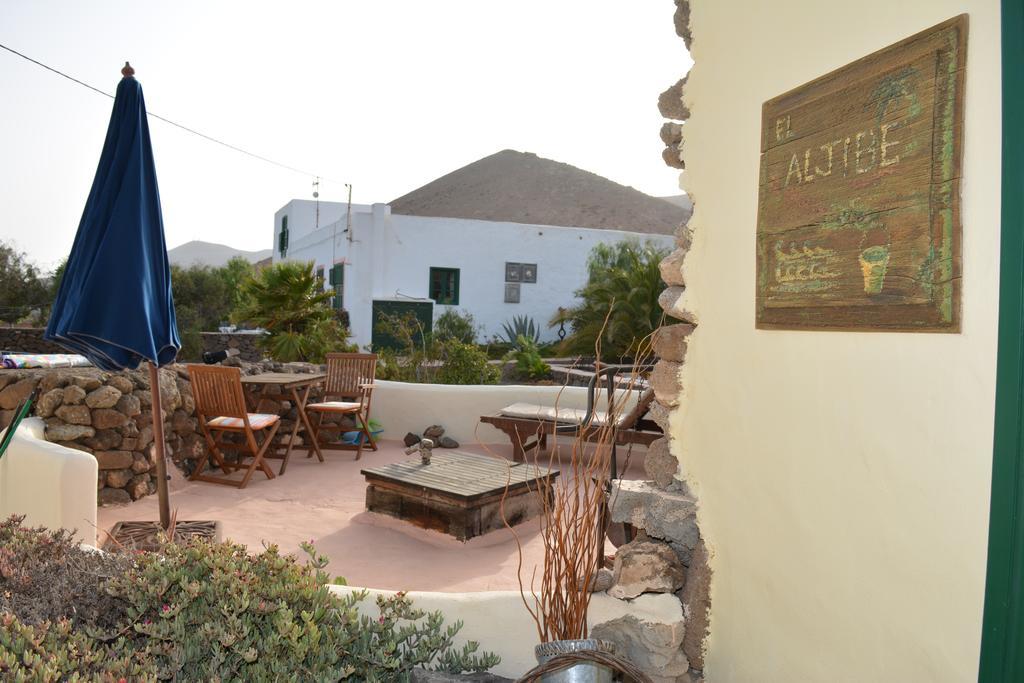 La Casa Caldera Guest House Femes Bagian luar foto