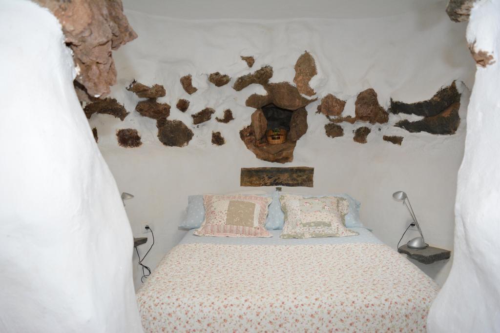 La Casa Caldera Guest House Femes Bagian luar foto